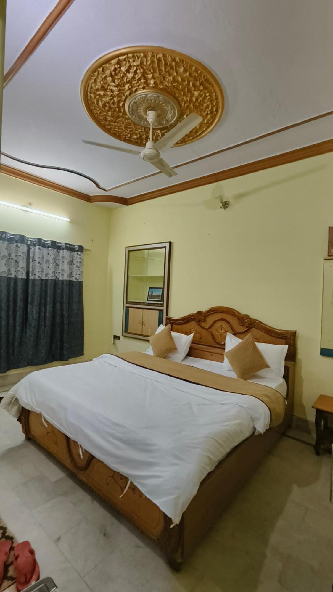 Hotel Navodaya Jaisalmer Exterior foto
