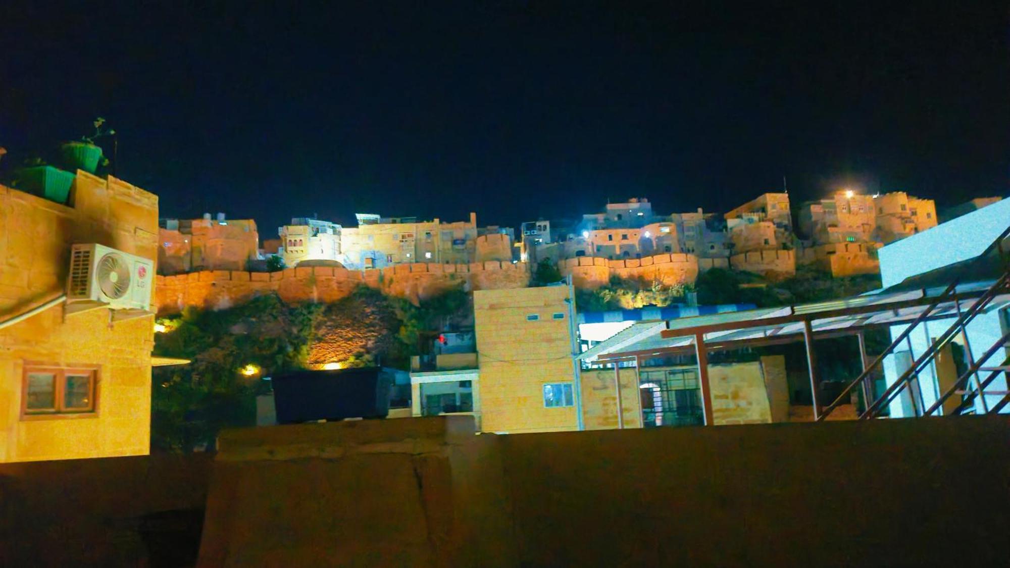 Hotel Navodaya Jaisalmer Exterior foto